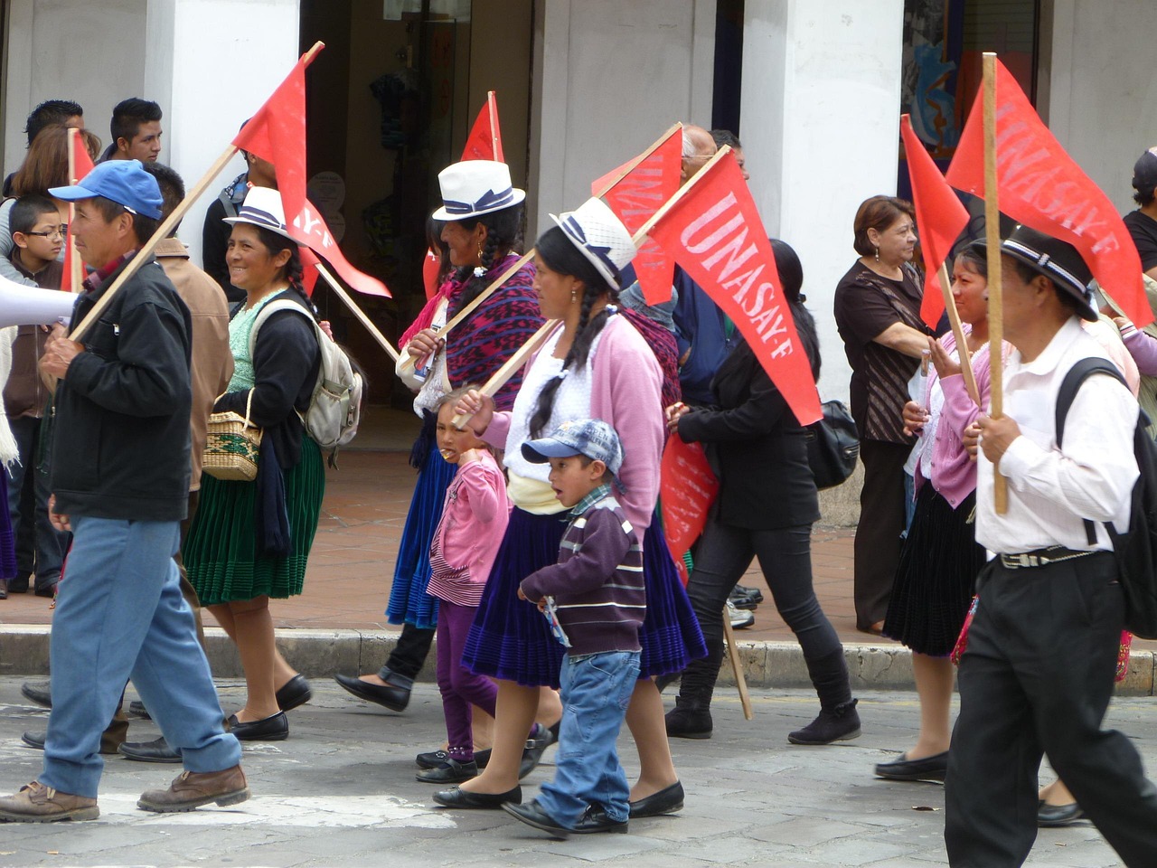 cuenca, ecuador, travel, scenery, marchers, demonstration, indigenous, parade, foreign, ecuador, ecuador, ecuador, ecuador, ecuador, demonstration, indigenous, foreign, foreign, foreign, foreign